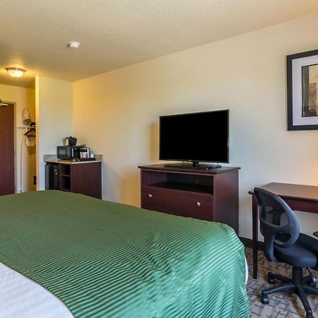 Cobblestone Inn & Suites - Lakin Ngoại thất bức ảnh