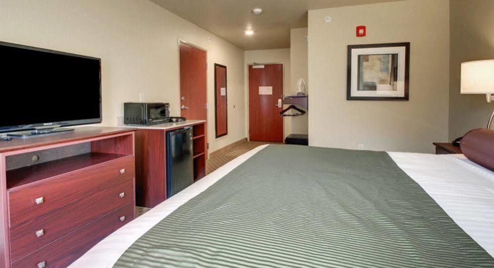 Cobblestone Inn & Suites - Lakin Ngoại thất bức ảnh